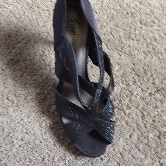 Shoes - Picture 3 of 5